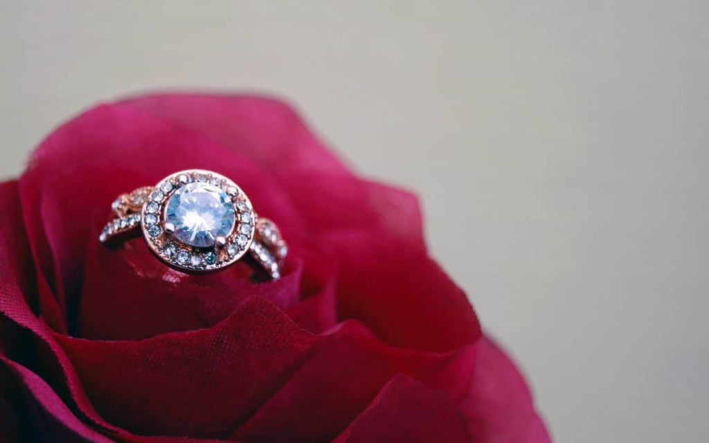Diamond Simulants vs. Synthetic Diamonds