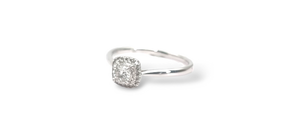 Diamond Ring in 18K White Gold - Far East Gems & Jewellery