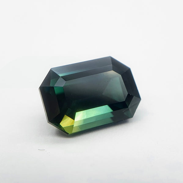 Bicolour Sapphire 2.43ct - Far East Gems & Jewellery