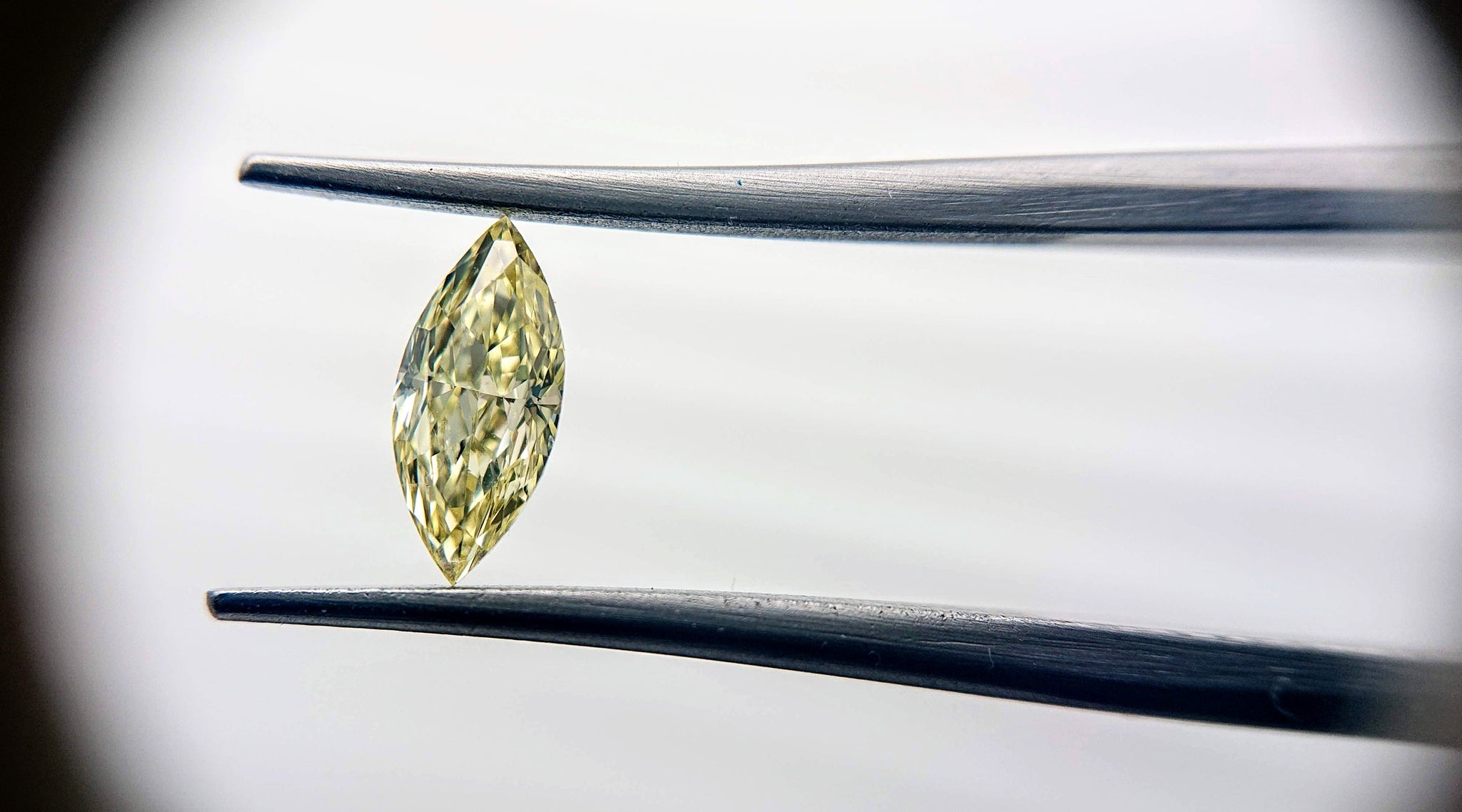 Fancy Yellow Diamond 0.54ct Marquise shape - Far East Gems & Jewellery